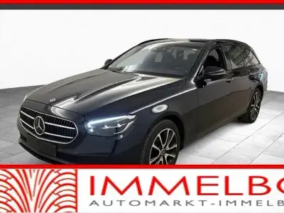 Gebraucht Mercedes E220 220 PS (161 kW) 2022 Blau Limousine