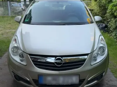 Gebraucht Opel Corsa 61 PS (44 kW) 2007 Gold Kleinwagen