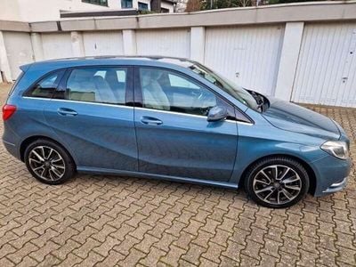 Mercedes B180