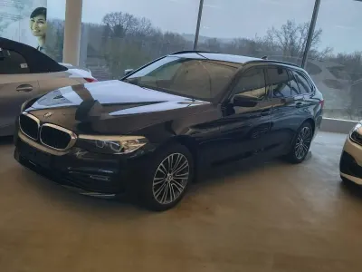 Gebraucht BMW 520 Sport Line 190 PS (139 kW) 2018 Schwarz Kombi