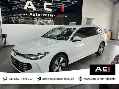 Gebraucht VW Passat 150 PS (110 kW) 2025 Weiß Kombi
