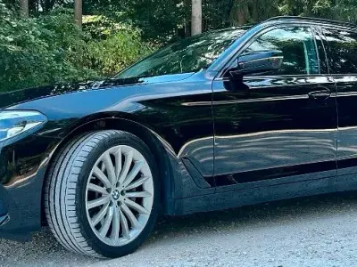 Gebraucht BMW 530 Sport Line 265 PS (194 kW) 2018 Schwarz Kombi
