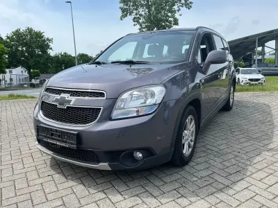 Gebraucht Chevrolet Orlando 163 PS (119 kW) 2011 Braun Van / Kleinbus