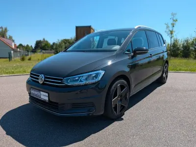 Gebraucht VW Touran IQ Drive 150 PS (110 kW) 2019 Grau Van / Kleinbus