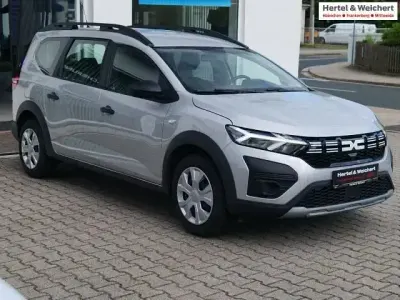 Gebraucht Dacia Jogger Essentiel 101 PS (74 kW) 2023 Grau Van / Kleinbus