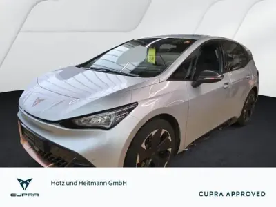 Gebraucht Cupra Born e-Boost 169 kW (231 PS) 2025 Geysirsilber Kleinwagen