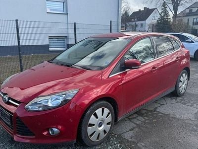 Gebraucht Ford Focus Titanium 163 PS (119 kW) 2014 Rot Kombi