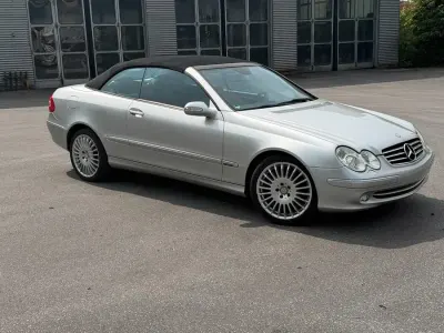 Gebraucht Mercedes CLK200 163 PS (119 kW) 2004 Silber Cabrio