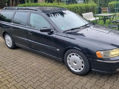 gebraucht Volvo V70 25t mit LPG 8 fach bereift