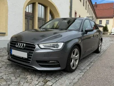 Second-hand Audi A3 Ambition 150 CP (110 kW) 2015 Gri Berlinǎ