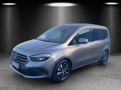 Gebraucht Mercedes T180 Progressive 116 PS (85 kW) 2025 Grau Van / Kleinbus