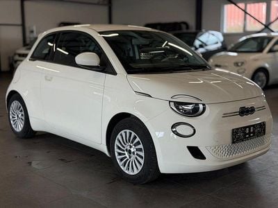 Gebraucht Fiat 500e 86 kW (118 PS) 2023 Weiß Limousine