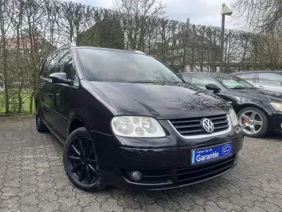 Gebraucht VW Touran Highline 136 PS (100 kW) 2004 Schwarz Van / Kleinbus