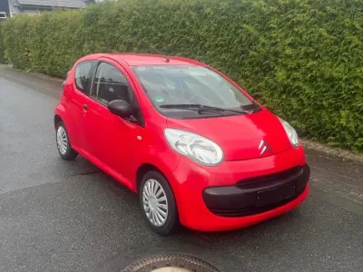 Gebraucht Citroën C1 68 PS (50 kW) 2007 Rot Kleinwagen