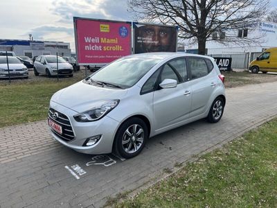 gebraucht Hyundai ix20 blue Passion * 2-Hand*Navi*EURO 6*Kamera*