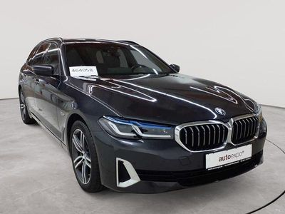 Sophistograu brillanteffekt metallic Gebraucht 2022 BMW 530e Luxury Line Kombi | 31.490 € (Superpreis)