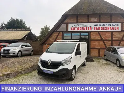 Gebraucht Renault Trafic Komfort 122 PS (89 kW) 2018 Weiß Van / Kleinbus