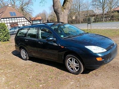 Usata Ford Focus 100 CV (73 kW) 2001 Blu Station wagon