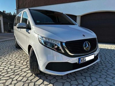 Mercedes EQV300