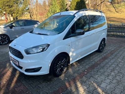 Gebraucht Ford Tourneo Courier Sport 101 PS (74 kW) 2017 Weiß Van / Kleinbus