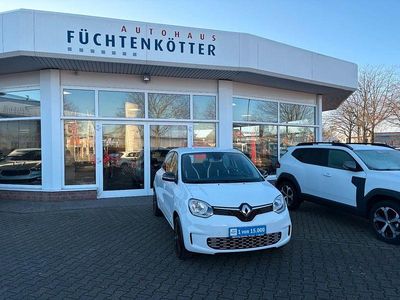 Usata Renault Twingo Urban Night 60 kW (82 CV) 2022 Bianco Utilitaria