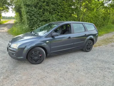 Gebraucht Ford Focus 101 PS (74 kW) 2006 Kombi