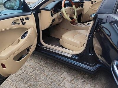 Gebraucht Mercedes CLS320 224 PS (164 kW) 2007 Schwarz Coupé