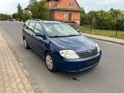 Gebraucht Toyota Corolla 97 PS (71 kW) 2003 Blau Kombi