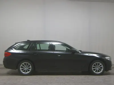 Używany BMW 520 Performance 190 KM (139 kW) 2019 Czarny Kombi