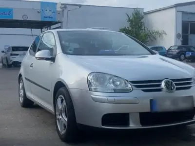 Gebraucht VW Golf V 75 PS (55 kW) 2005 Grau Kleinwagen