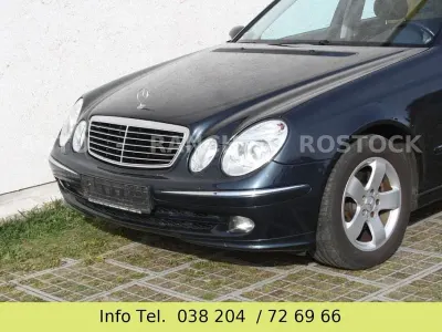 Usata Mercedes E320 Avantgarde 204 CV (150 kW) 2005 Nero Berlina