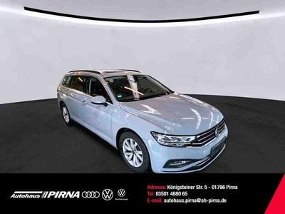 Grau Gebraucht 2023 VW Passat Business Kombi | 25.830 € (Fairer Preis)