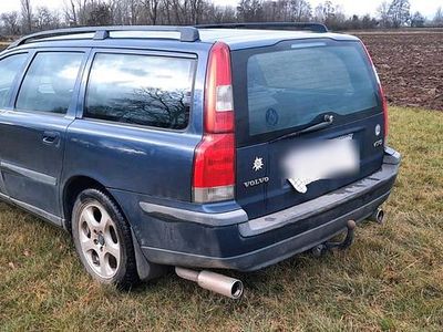 Blau Gebraucht 2009 Volvo V70 Kombi | 1.000 €