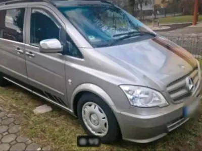 Gebraucht Mercedes V300 225 PS (165 kW) 2012 Grau Van / Kleinbus