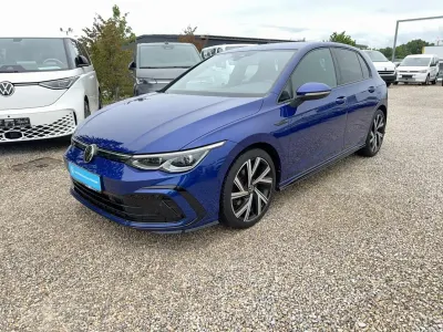 Gebraucht VW Golf VIII R-line 245 PS (180 kW) 2022 Lapiz blue Limousine