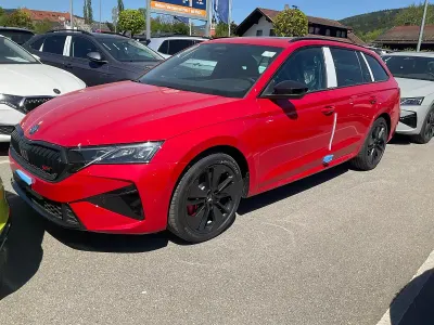 Nuova Skoda Octavia RS 265 CV (194 kW) 2026 Rosso Station wagon