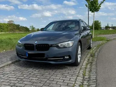 Gebraucht BMW 318 Sport Line 136 PS (100 kW) 2016 Grau Kombi