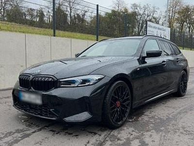Gebraucht BMW 320 M Sport 190 PS (139 kW) 2023 Schwarz Kombi
