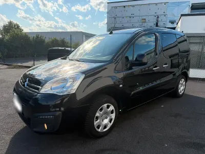 Gebraucht Citroën Berlingo 120 PS (88 kW) 2017 Schwarz Van / Kleinbus