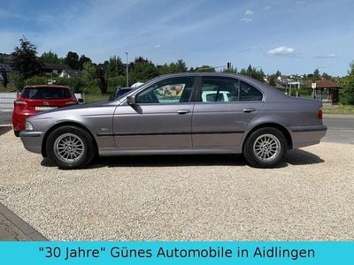 BMW 523