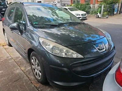Gebraucht Peugeot 207 95 PS (69 kW) 2009 Grau Kombi