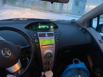 Grün Gebraucht 2006 Toyota Yaris Kleinwagen | 4.950 € (Fairer Preis)