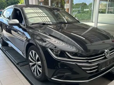 Gebraucht VW Arteon Elegance 200 PS (147 kW) 2022 Deep black perleffekt Kombi