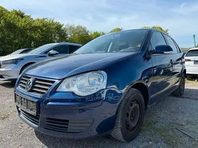 Brugt VW Polo Comfortline 80 HK (58 kW) 2005 Blå Hatchback