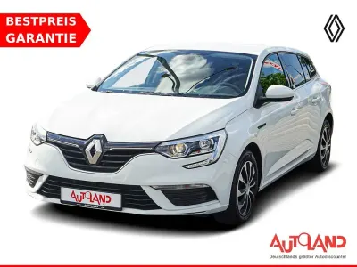 Gebraucht Renault Mégane 132 PS (97 kW) 2018 Weiß Limousine