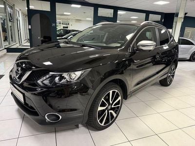 Gebraucht Nissan Qashqai Tekna 163 PS (119 kW) 2016 Schwarz SUV