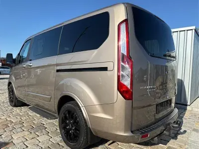 Gebraucht Ford Tourneo Custom Titanium X 170 PS (125 kW) 2023 Pyritsilber metallic pyritsilber metallic Van