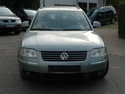 Usata VW Passat 180 CV (132 kW) 2004 Argento Station wagon