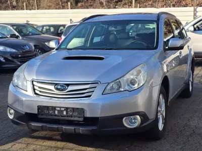 Usata Subaru Legacy Active 150 CV (110 kW) 2012 Grigio Station wagon