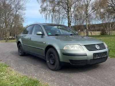 Brugt VW Passat Basis 150 HK (110 kW) 2001 Grøn Sedan